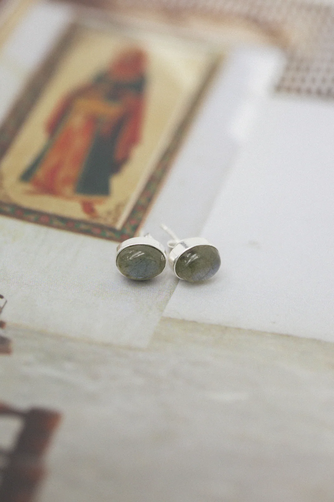Elu Studs - Image 3