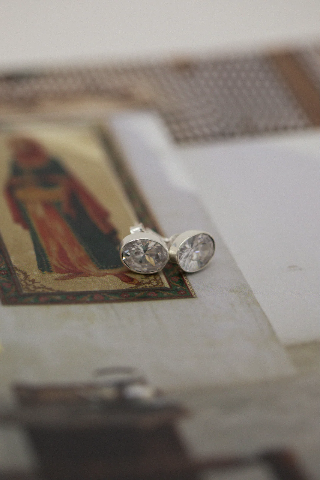 Elu Studs - Image 5
