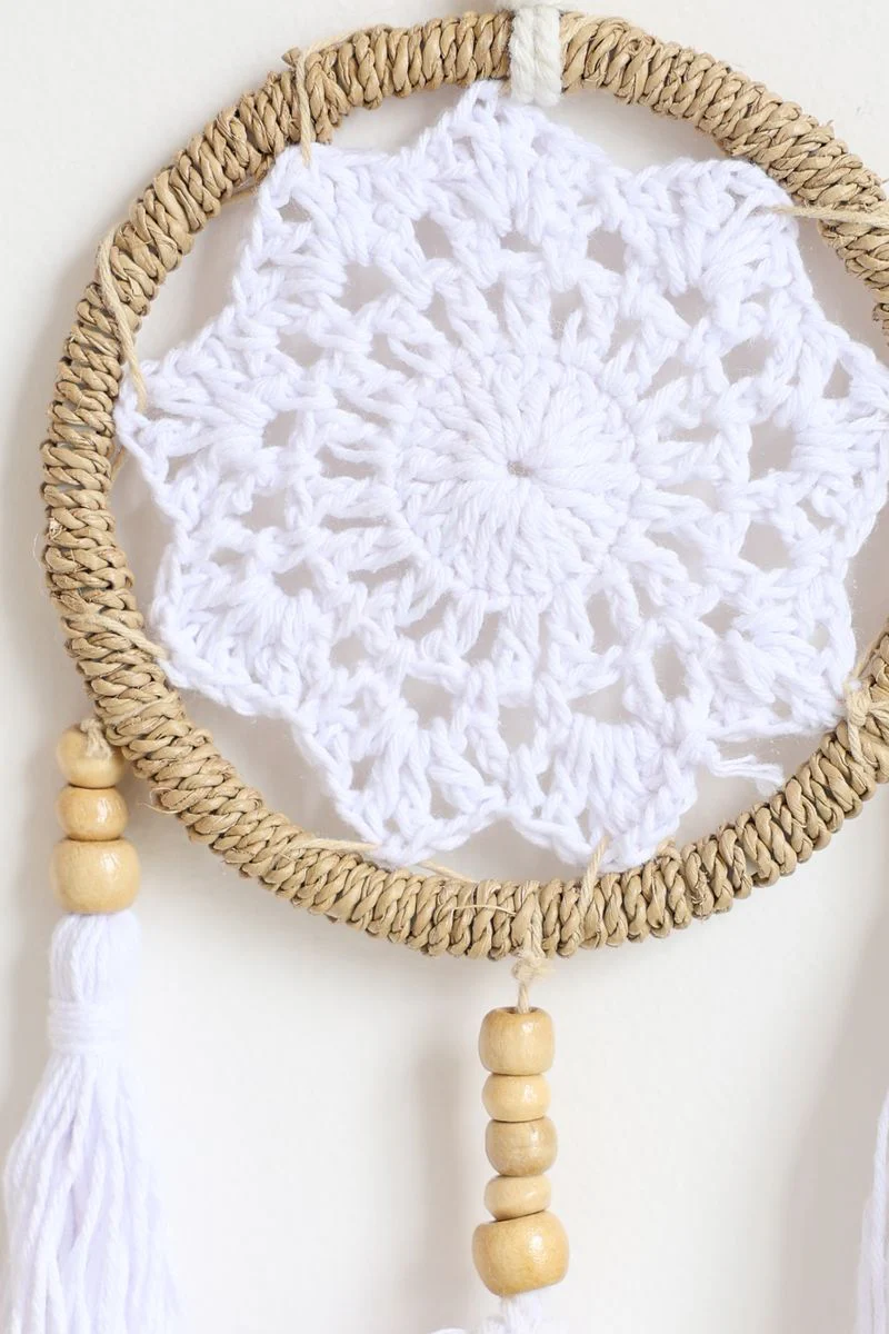 White Tassel Leaf Wall Hanging - Image 3